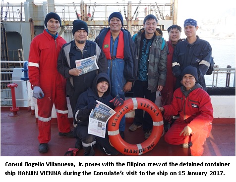 2017 PCG visits Filipino crew of Hanjin1